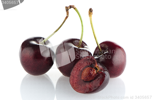 Image of Red cherries 