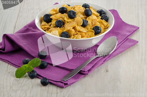 Image of Cereal and blueberries