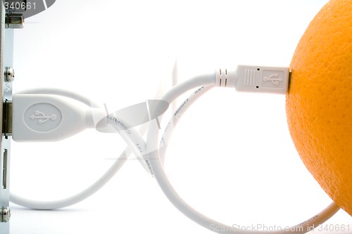 Image of The orange connected through usb cable