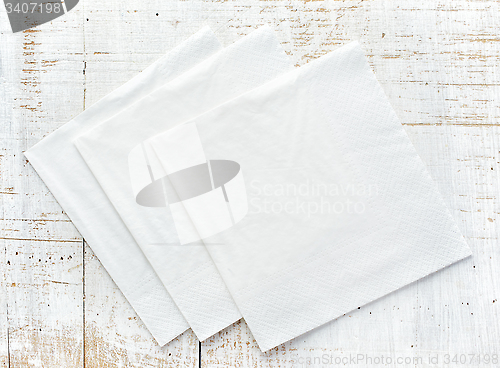 Image of white paper napkins