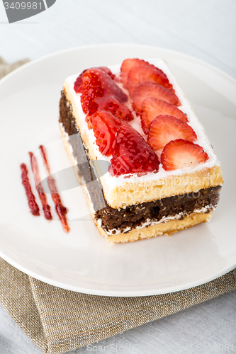 Image of Chocolate strawberry cake 