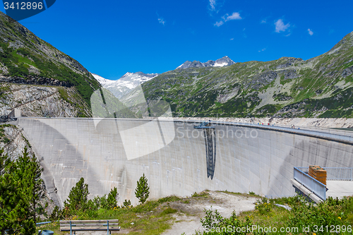 Image of Big dam