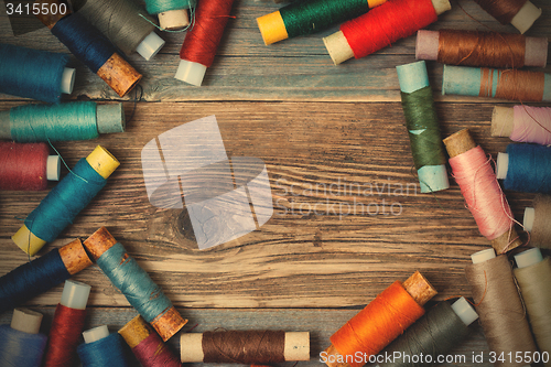 Image of coils of different threads