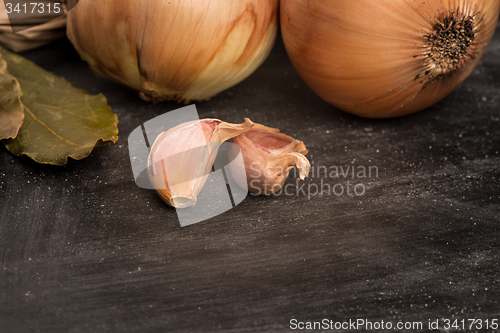 Image of Onions and garlic 