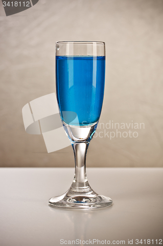 Image of Blue shot