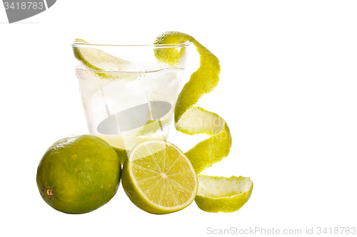 Image of Vodka with lime and ice