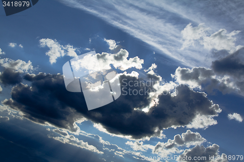 Image of clouds in the sky  