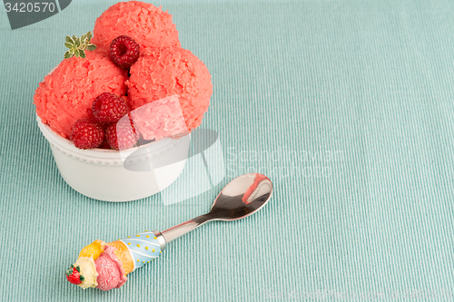 Image of Red fruits ice cream