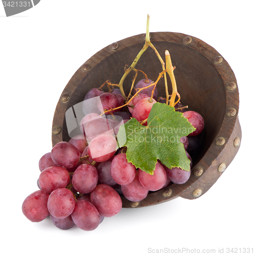 Image of Fresh red grapes in wood bown