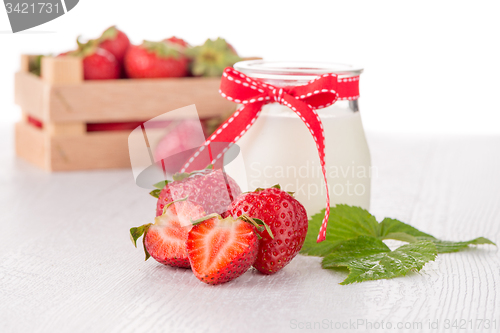 Image of Homemade yogurt and strawberries