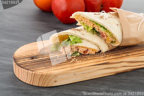 Image of Tortilla with chicken and vegetables