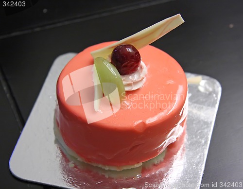 Image of Strawberry mousse cake