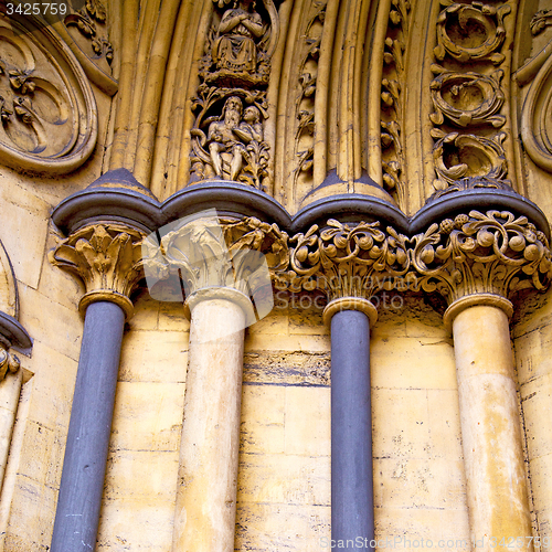 Image of historic   marble and statue in old city of london england