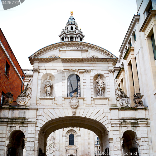 Image of historic   marble and statue in old city of london england