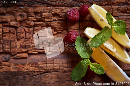 Image of Raspberry, Mint and lemon