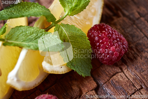 Image of Raspberry, Mint and lemon