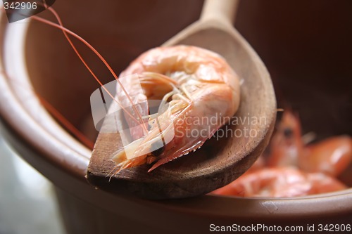 Image of Whole cooked prawns