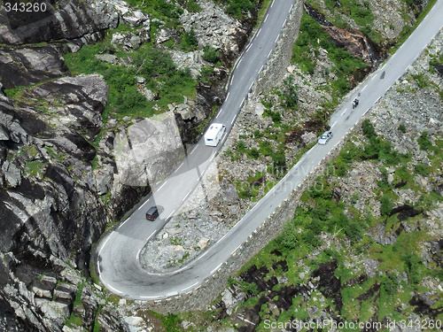 Image of Mountain road bend