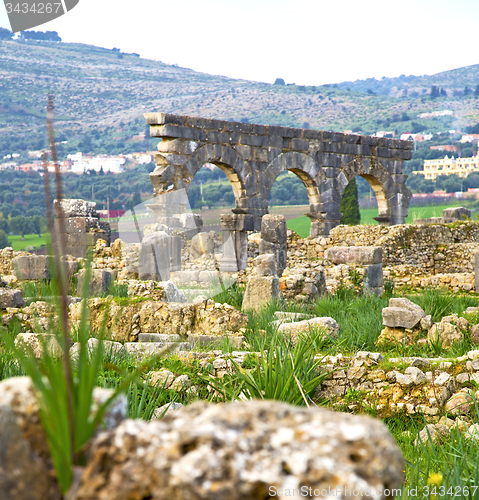 Image of volubilis in morocco africa the old roman deteriorated monument 