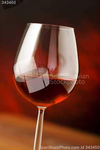 Image of red wine glass