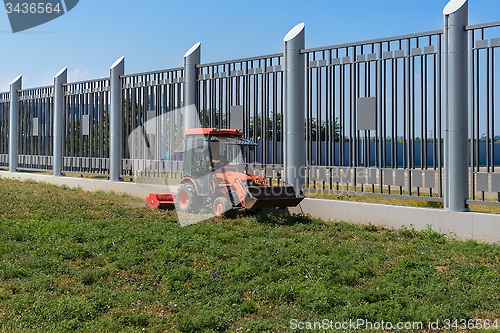 Image of Lawn mower