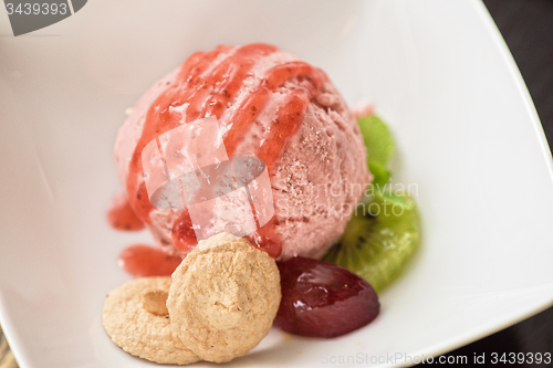 Image of Fruit ice cream