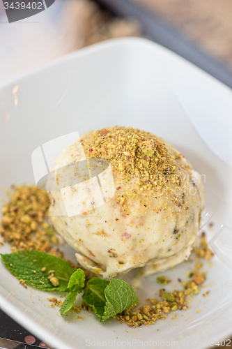 Image of pistachio ice cream