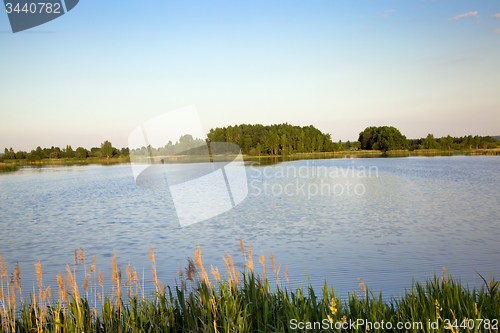 Image of a small lake