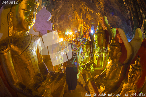 Image of Golden Buddha statues in Pindaya Cave, Burma (Myanmar).