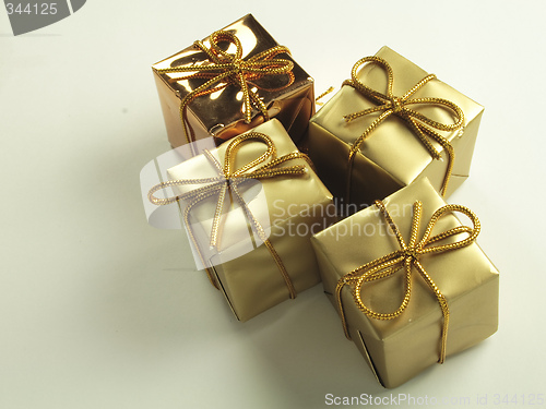 Image of gold present box decorations