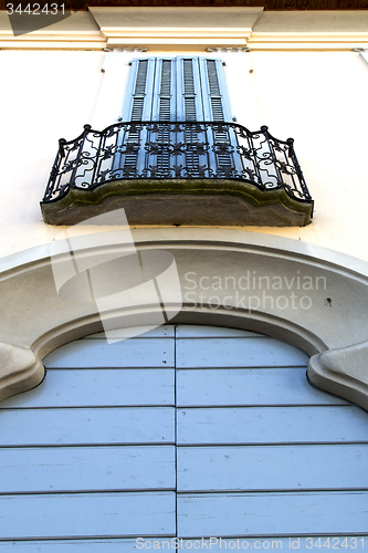 Image of brown door  europe    lombardy        the milano old   window  