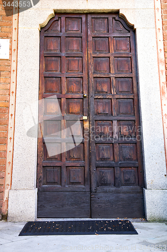 Image of  italy  lombardy      the milano old   church  door     pavement