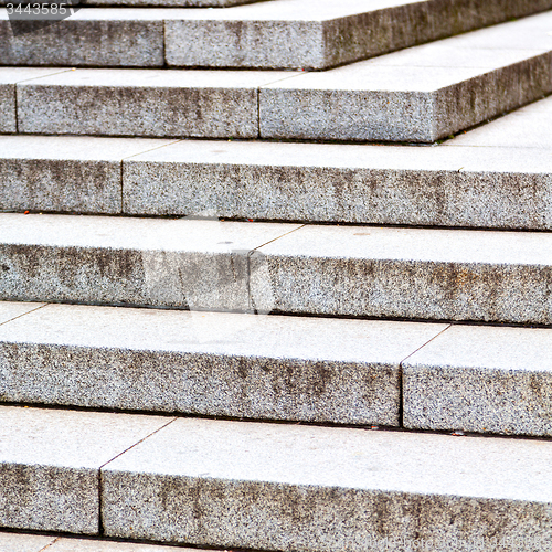 Image of in london  monument old steps and marble ancien line 