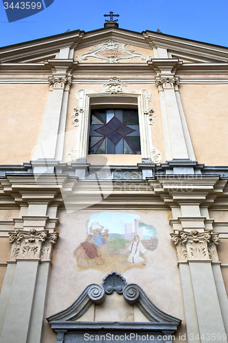 Image of rose window  italy  lombardy     the somma lombardo old     tile