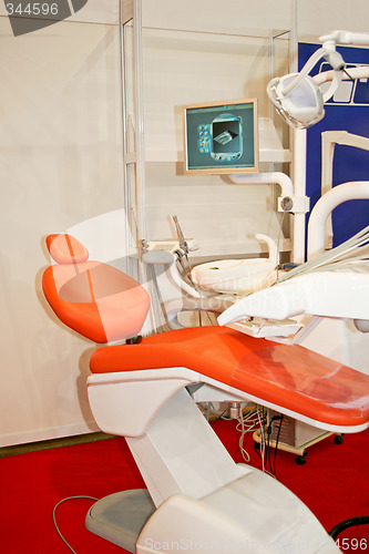 Image of Dental chair