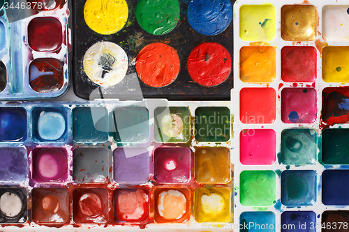 Image of Box of paints