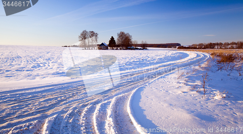 Image of   small road 