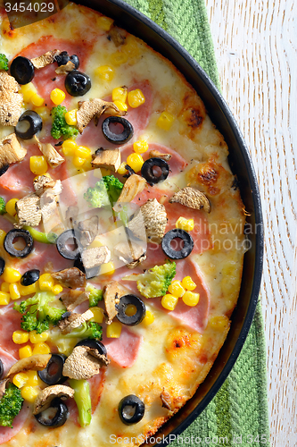 Image of Italian pizza \"Vegetarian\"