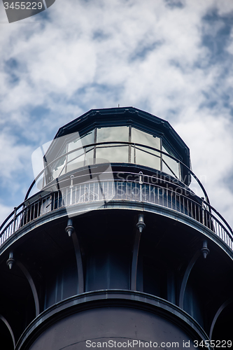 Image of hunting island lighthouse with blue sky