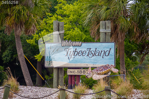 Image of tybee island welcome greeting sign 