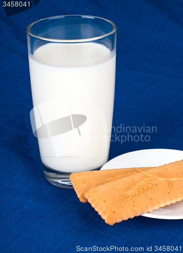 Image of milk with cookies