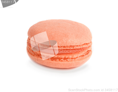 Image of pink macaroon on white background