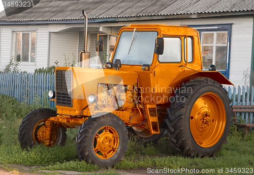 Image of Farm tractor 