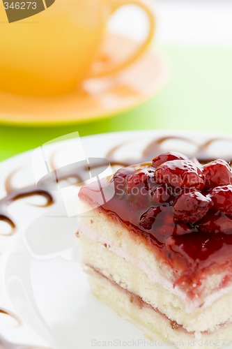 Image of raspberry cake