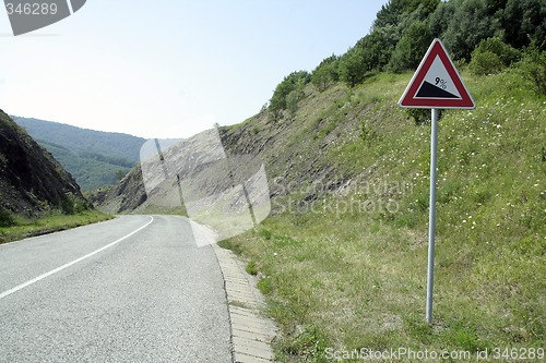 Image of road descent
