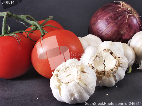 Image of Garlic, tomatoes and onion 036