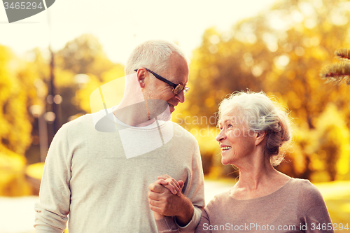 Image of senior couple in park