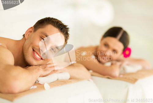 Image of couple in spa