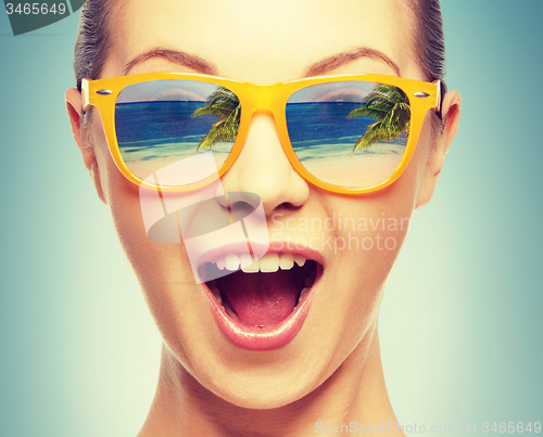 Image of amazed girl in shades