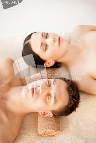 Image of couple in spa